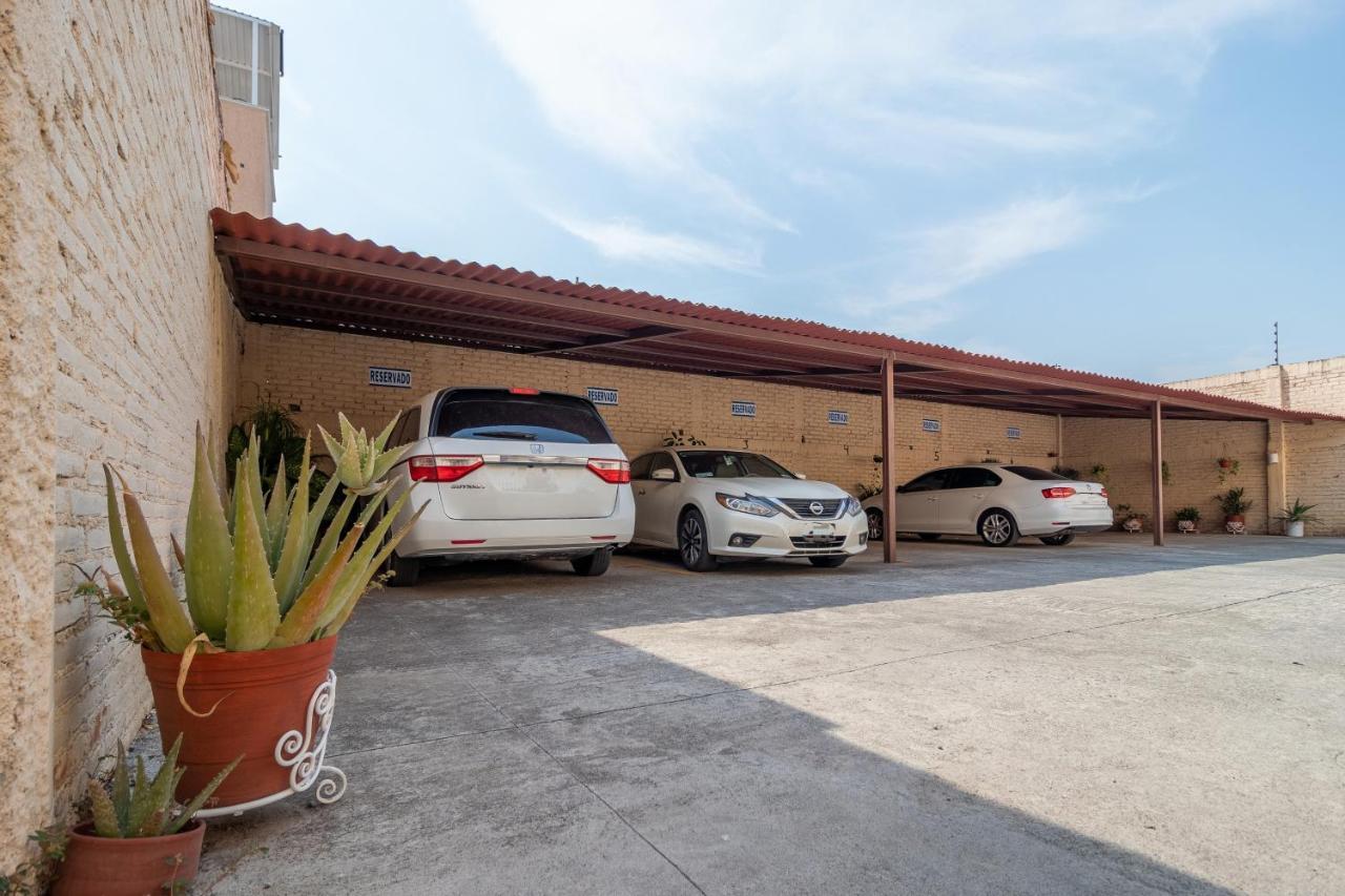 Hotel Casa Garatusa Yuriria Εξωτερικό φωτογραφία